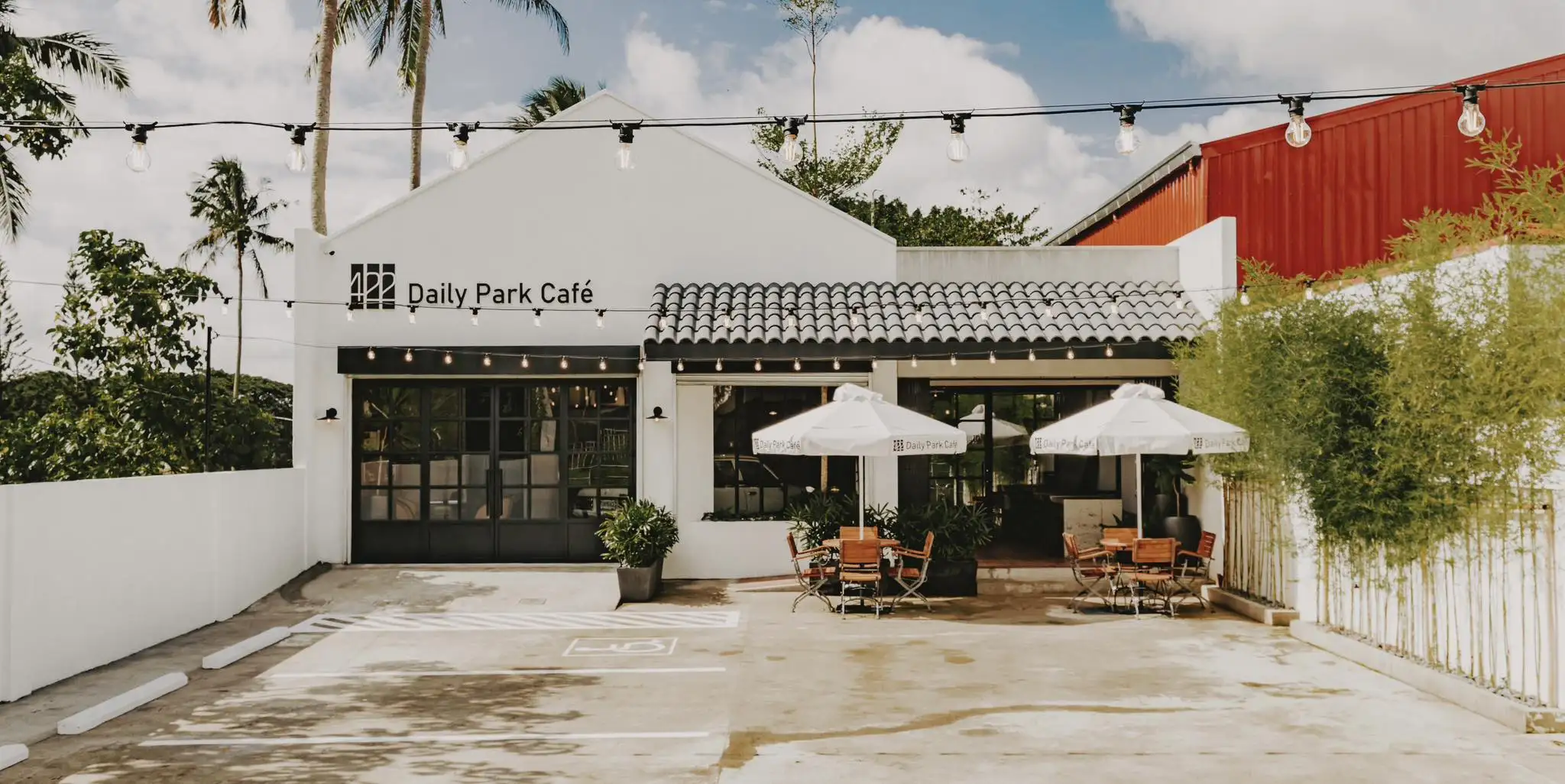 422 Daily Park Café Banner