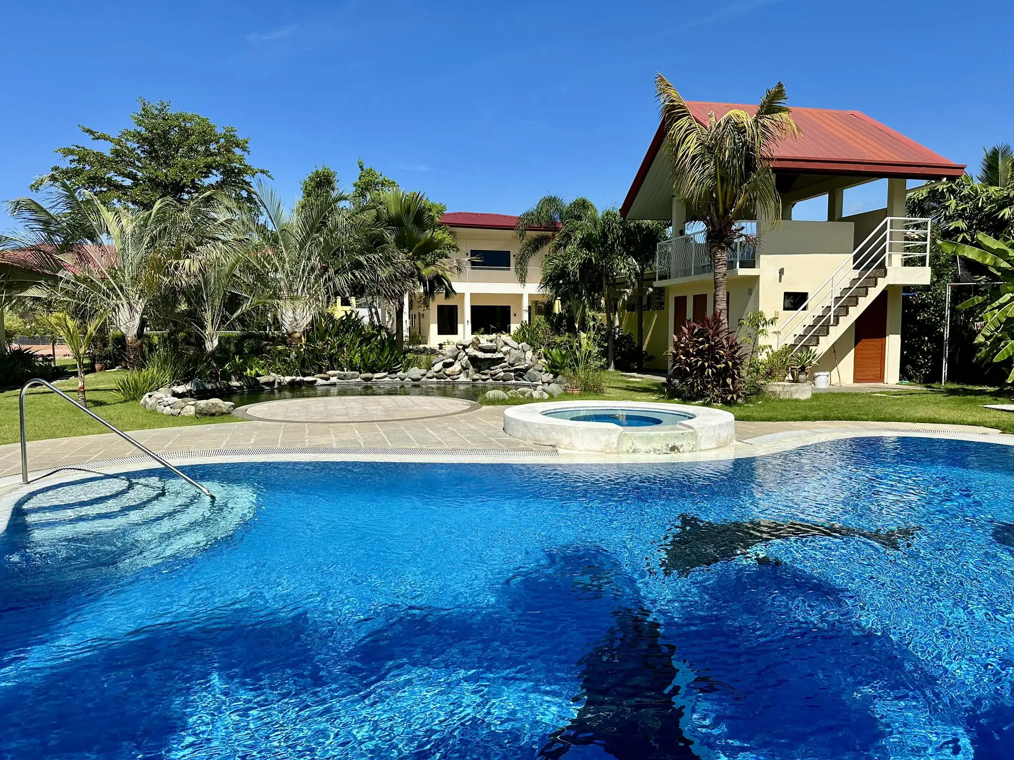 Strutz Art Garden Resort - Boutique Hotel Banner